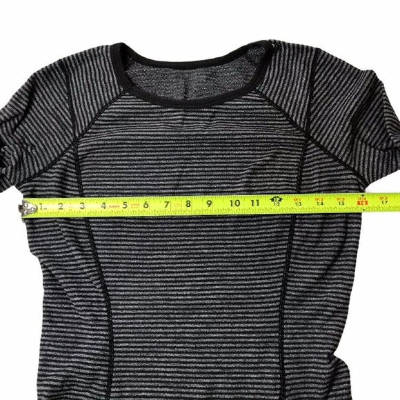 Lululemon Long Sleeve Shirt Sweater Rare Striped 6
